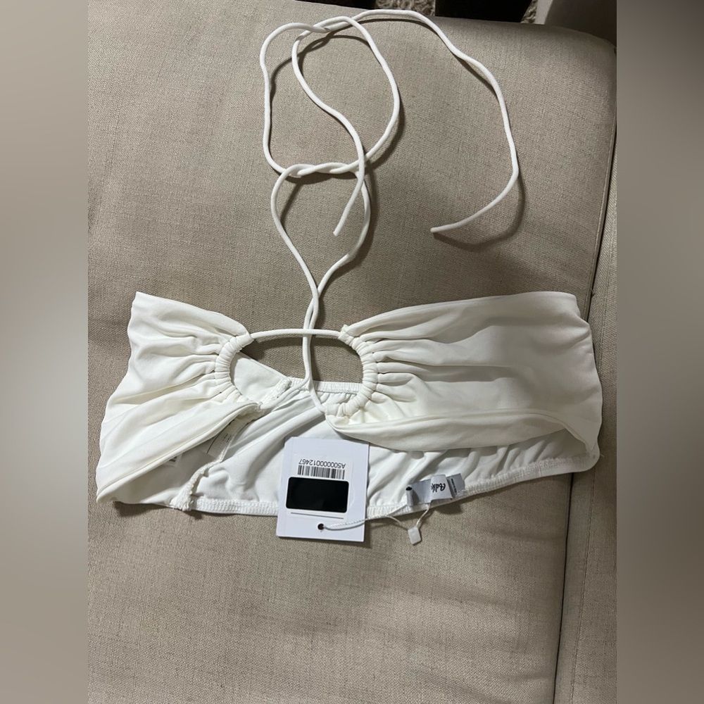 Awida white crop top- size XS-S